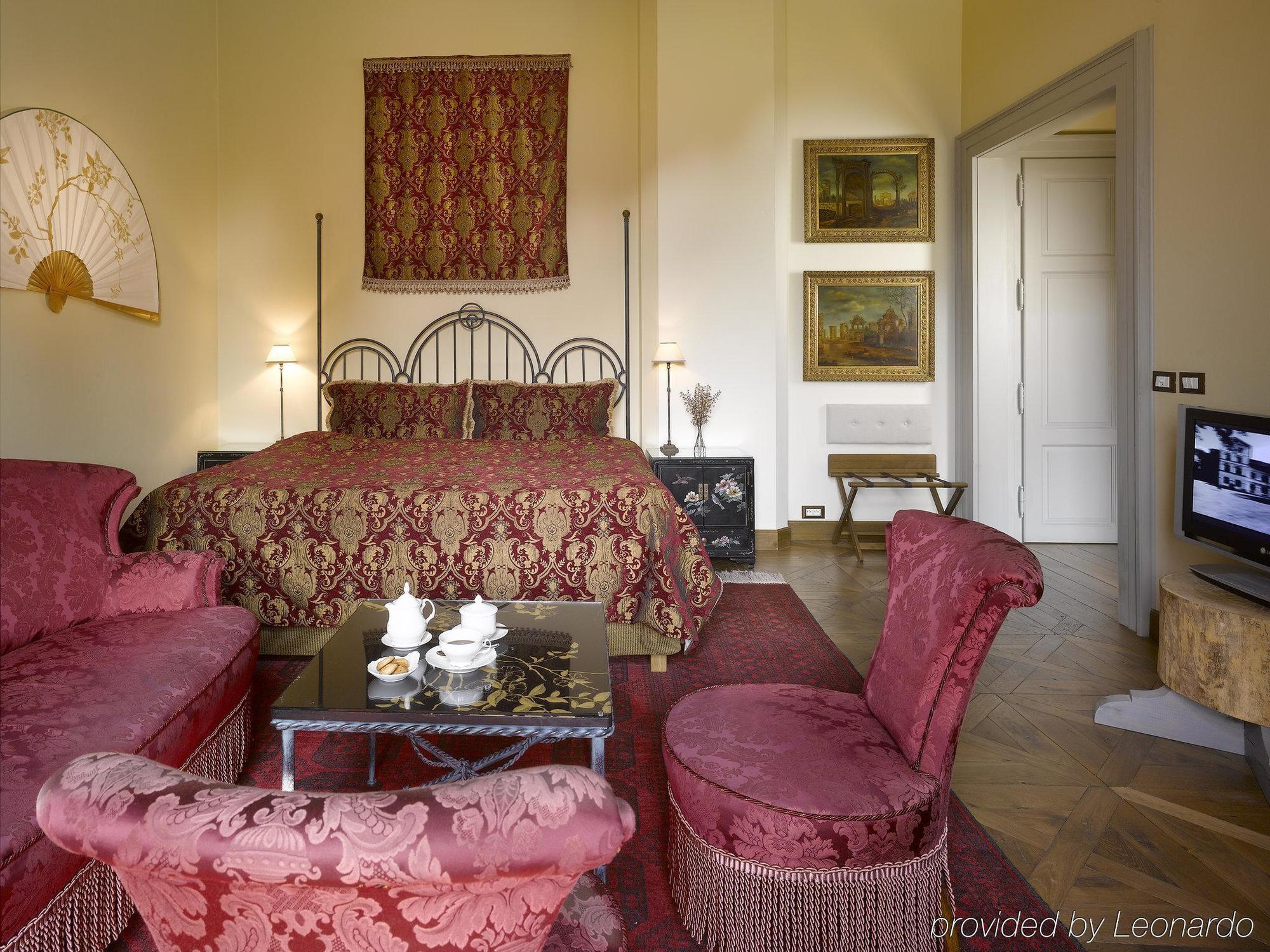 Chateau Mcely Room photo